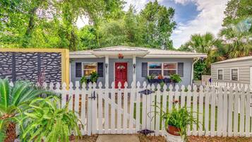 House (1 Bedroom) | Interior