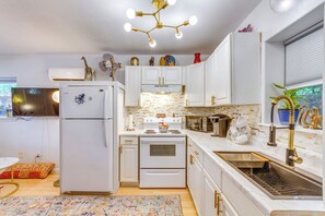 House (1 Bedroom) | Interior - 'the Octopus House' in Pensacola Near Downtown! (Pensacola)