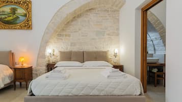 Superior Quadruple Room | Free WiFi