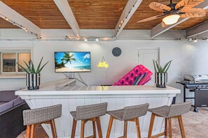 Interior - Family friendly Siesta Key home with heated pool. 5 minutes drive to beach.  (Siesta Key)