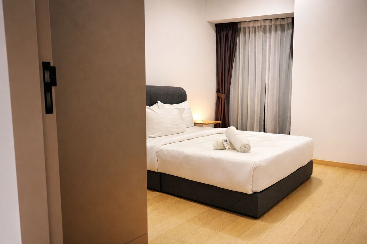 Appartement Deluxe, vue sur la ville | Coffre-fort, bureau, système d’insonorisation, fer et planche à repasser