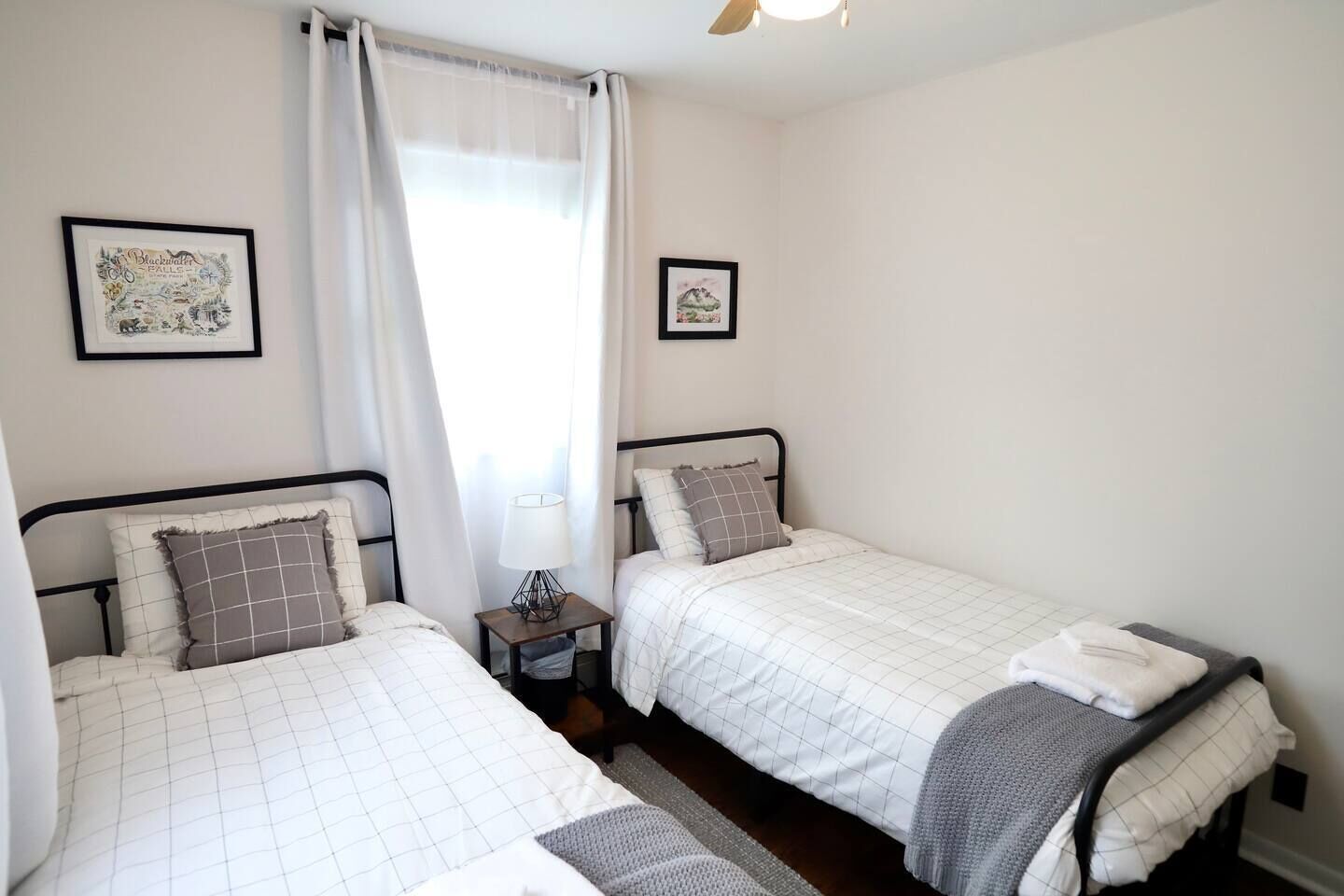 2 camere, ferro/asse da stiro, Wi-Fi gratuito, lenzuola