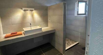 Appartement Moderne Centre Saly