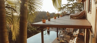  Azafran Gardens - Amazing sunrises and sunsets with ocean and mountain views