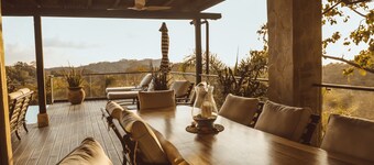  Azafran Gardens - Amazing sunrises and sunsets with ocean and mountain views