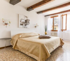 Apartment - Accademia Charm 5 by Wonderful Italy (Venice)