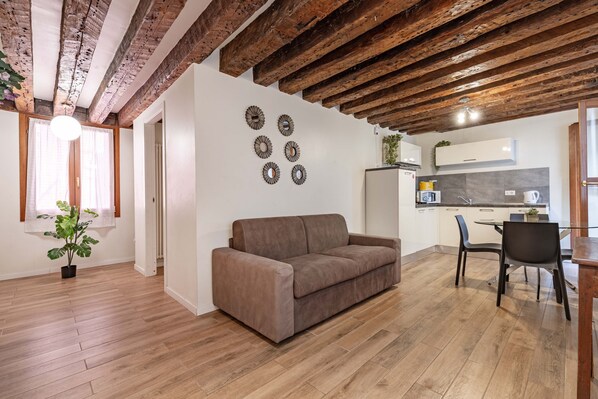 House | 1 bedroom