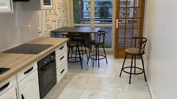 Kookgerei, borden en bestek