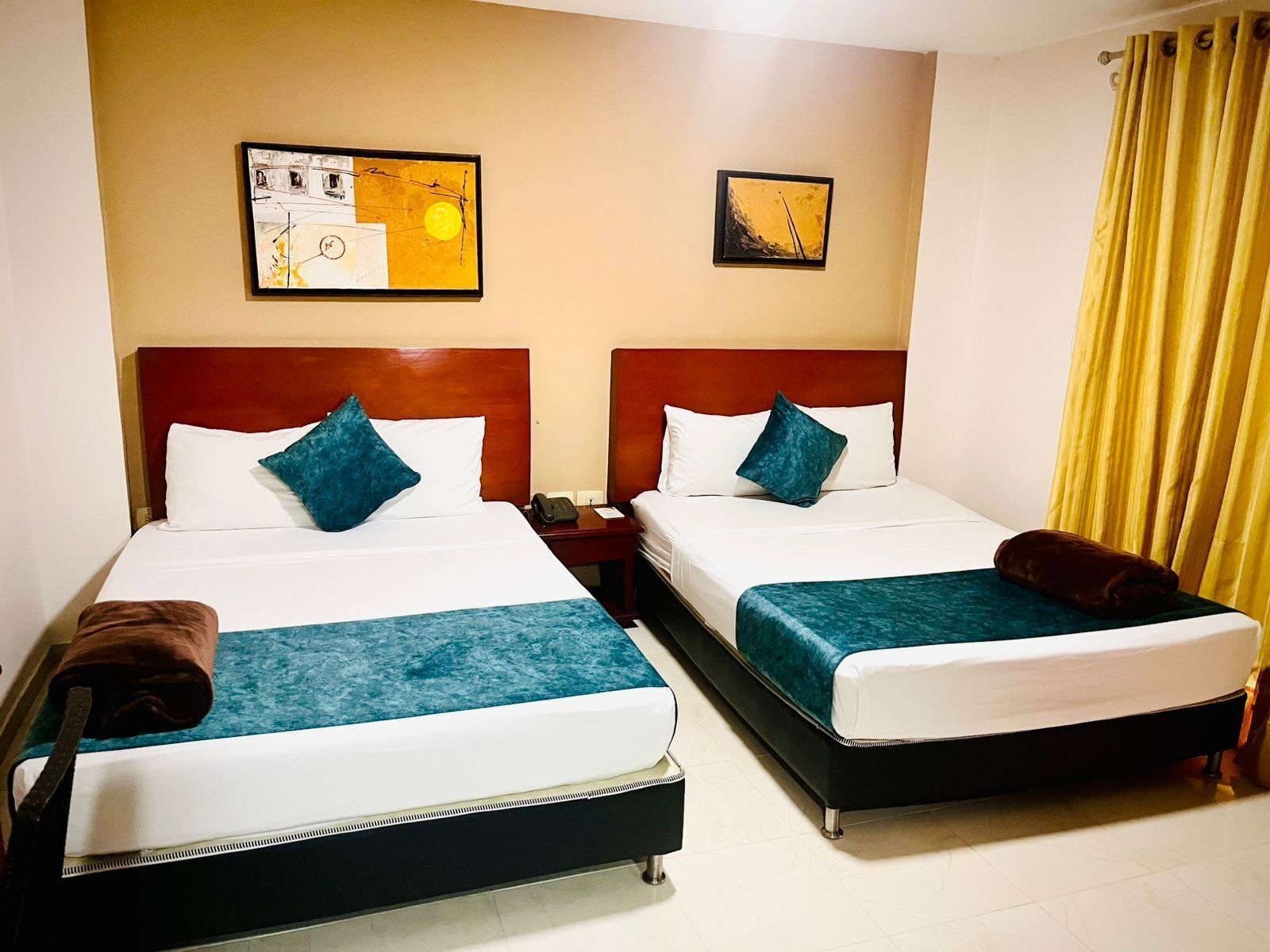 Familien-Vierbettzimmer