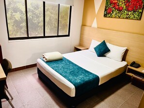 Standard Room | 1 bedroom, minibar, desk, free WiFi