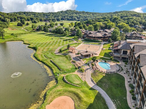 Old Kinderhook Cottage, Golf Club & Spa. 