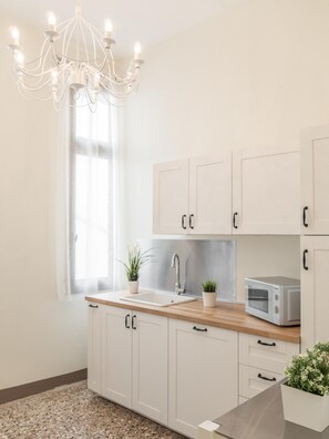 2 عدّة غرف نوم