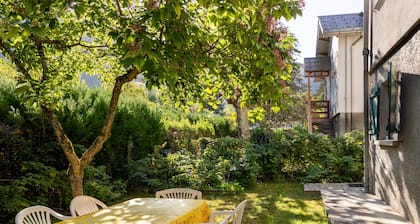 Au Petit Sequoia - Appt avec vue montagne