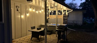Cozy Modern Spa ~ Family Fun meets Serene Luxury