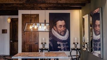 高级公寓 | 餐厅