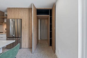 Interior - New! Luxury Home in Old Northwood, West Palm Beach - Close to Beach-Town-Sites! (West Palm Beach)