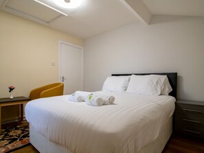 3 soverom, strykejern/-brett, wi-fi (inkludert) og sengetøy