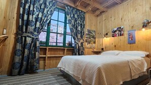 City Room, 1 Double Bed, Non Smoking, City View - 101 | Escritorio, espacio para trabajar con un portátil, wifi gratis