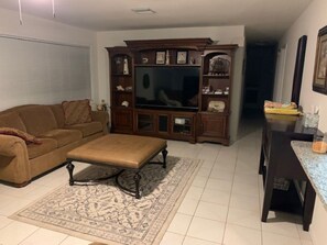 Smart TV - BEAUTIFUL WATERFRONT HOME WITH SALTWATER POOL AND CANAL ACCESS (Saint James City)