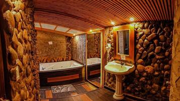 Junior Suite | 1 bedroom, Egyptian cotton sheets, premium bedding, free WiFi