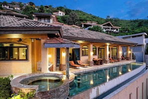 Outdoor pool - Playa Hermosa Hillside Villa • 3 BR • Infinity Pool & Ocean Views (Guanacaste)