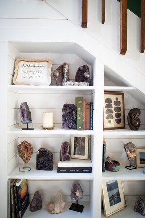 Interior - New Hot Tub - Sandy River - Play ground - Summer Pool!
(Rhododendron)