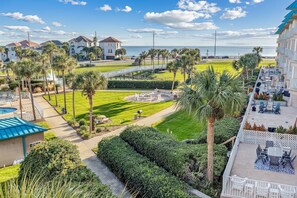 Outdoor dining - Amalfi Coast B313 -  Gulf View Resort! (Miramar Beach)