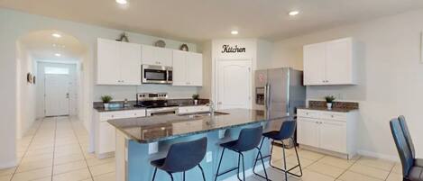 Coffee/tea maker, microwave, stovetop, dishwasher