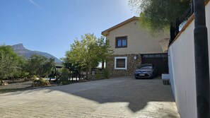 Exterior - Schöne 4-schlafzimmer-villa im Süden Spaniens , der Perfekte Rückzugsort (Loja)