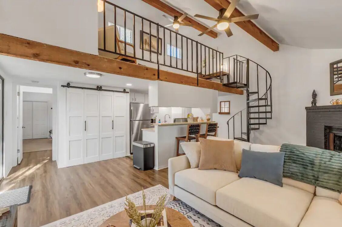 South Austin Retreat w/ Loft - Monthly Stays