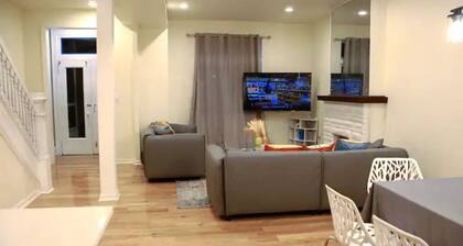 PGH Jewel - Modern All New 5B/5B, Near Downtown, Private Parking