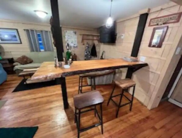 Interior - Tug hill house. 1 mile from snow ridge!! (Turin)