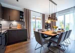 Fridge, oven, dishwasher, coffee/tea maker - Ferienhaus Wippezogel (Am Salzhaff)