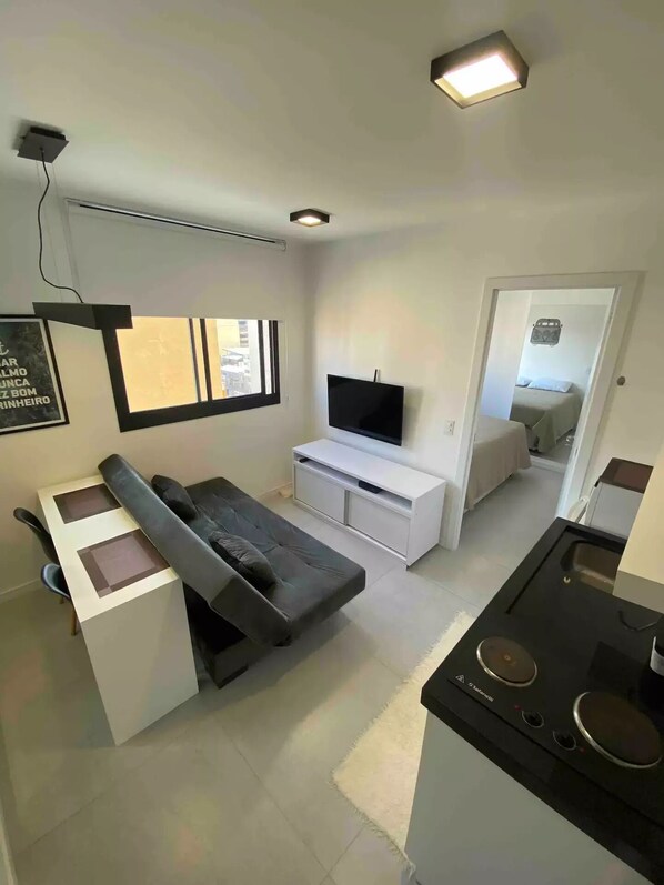 1 غرفة نوم ومكواة/لوح كي وواي فاي مجانًا وملاءات أسرّة