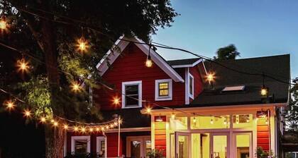Red House Paso- Modern Farmhouse Downtown