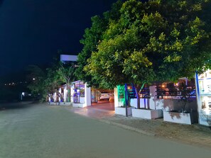 Exterior - Hambantota Beach Hotel (Hambantota)