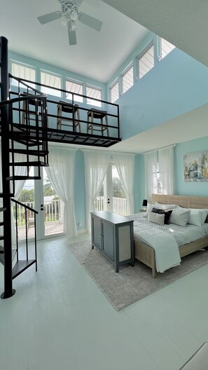 3 室のベッドルーム、デスク、アイロン / アイロン台、WiFi