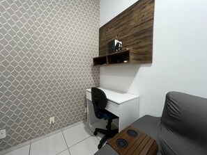 Interior - Pôr do Sol do Sol há 4 km do Centro (Guanabara Joinville)