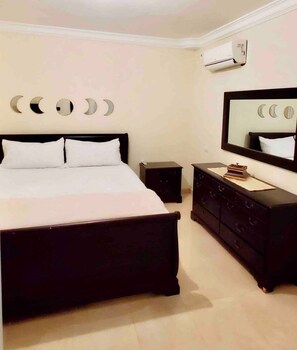 2 bedrooms, desk, iron/ironing board, WiFi - Pine Tree Family Home 2B
(Higüey)