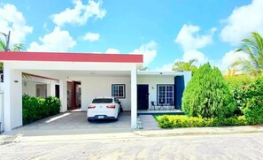 Exterior - Pine Tree Family Home 2B
 (Higüey)