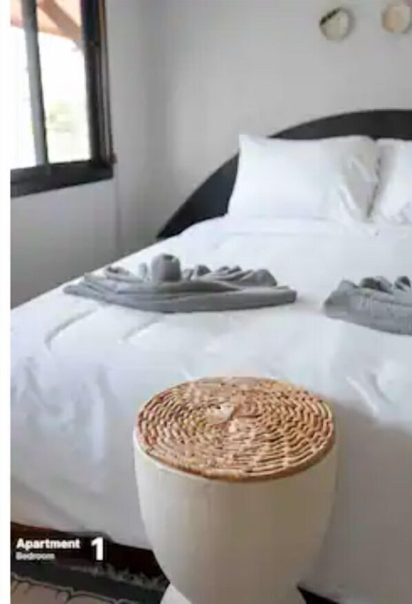 3 bedrooms - Cozy Living Art House ChiangMai- Groups & Families (Si Phum Sub-district)