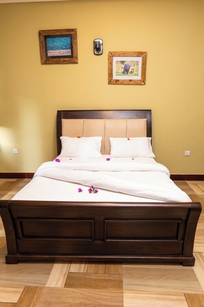 Deluxe tweepersoonskamer | 1 slaapkamer, hypoallergeen beddengoed, bedden met traagschuimmatras