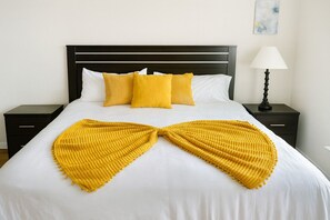 1 soverom, strykejern/-brett, wi-fi og sengetøy