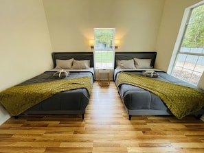 3 bedrooms, desk, iron/ironing board, travel cot