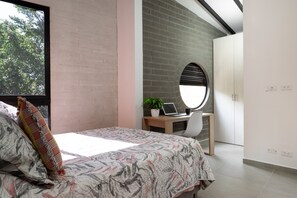 2 chambres, bureau, Wi-Fi gratuit, draps fournis