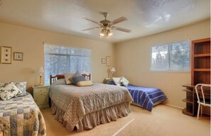 3 habitaciones, wifi gratis y ropa de cama 