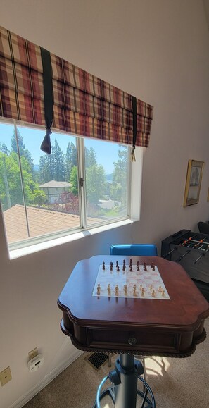 Spielezimmer