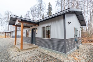 Exterior - Foraker Cabin - Denali Retreats (Talkeetna)