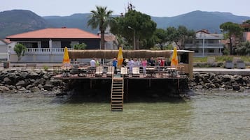 Sun deck