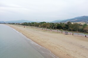 일광욕 의자, 비치 파라솔, 비치 타월